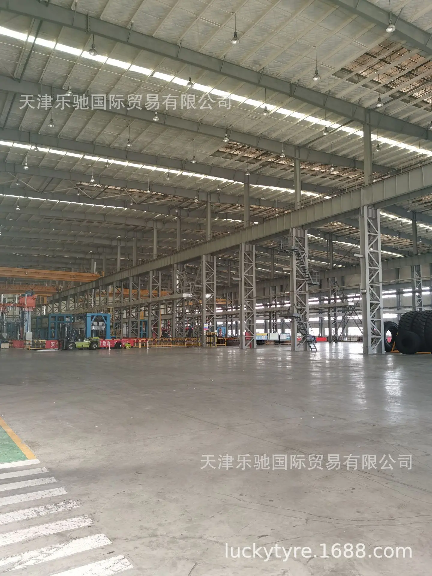 Chaoyang visi-plienas statybos mašinų radialinė padanga 23.5R25 TUL400 L-4 krautuvo padanga . ' - ' . 3